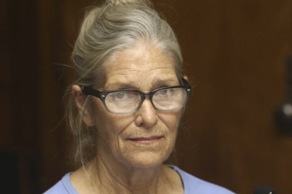 Liberan a Leslie Van Houten, involucrada en los asesinatos de la “Familia Manson”