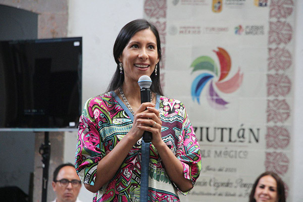 Con conversatorios, Elisa Carrillo promueve el arte de la danza al interior del estado