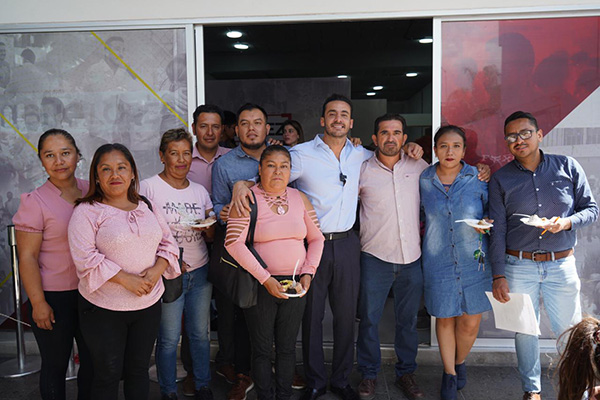 Inaugura Toño López "Casa de Gestión" y arranca programa "Canastita Poblana Exprés"
