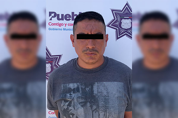 Policías recuperan tráiler robado y ponen a salvo al conductor