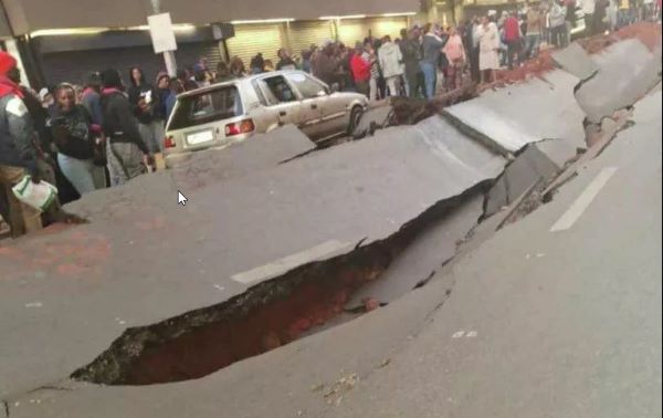 Al menos 41 heridos deja una explosión en Johannesburgo