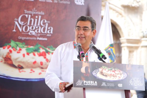 Chile en nogada, origen y orgullo de Puebla: Sergio Salomón, al inicio de temporada 2023