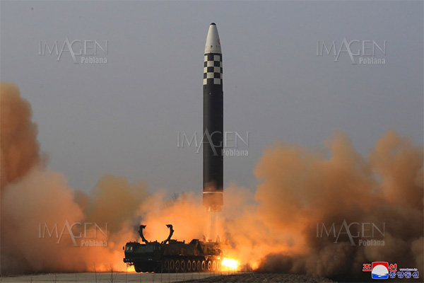 Corea del Norte lanza presunto misil balístico