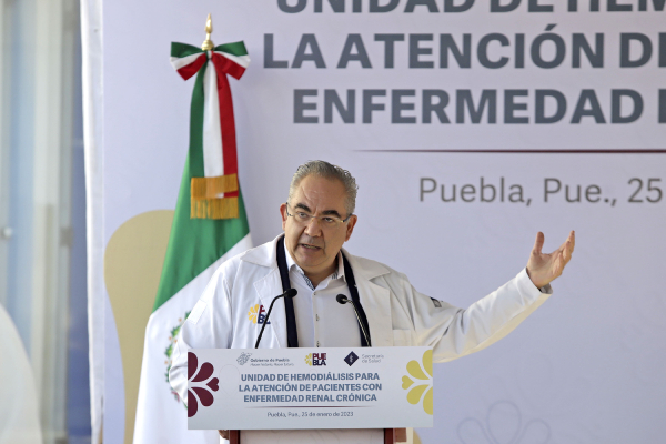 Renuncia José Antonio Martínez García a la Secretaría de Salud