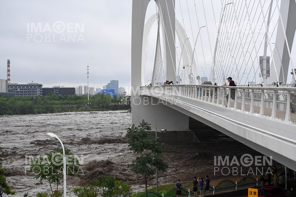 Superan los 52,000 los evacuados en Pekín por lluvias torrenciales