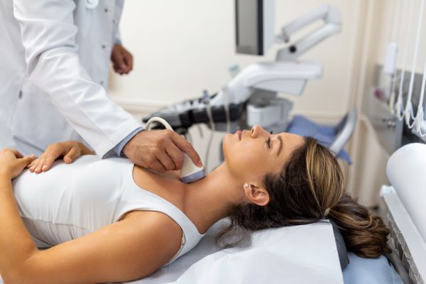 Cáncer de tiroides, uno de los más frecuentes en la población femenina