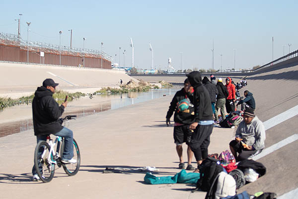 Política migratoria de Estados Unidos fomenta el crimen organizado en la frontera