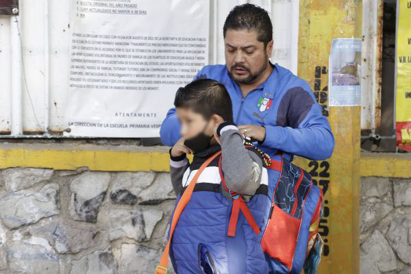Padres de familia, los menos involucrados en los cambios de planes educativos