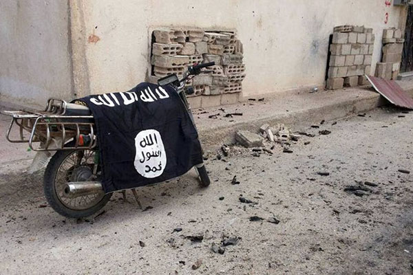Líder del Estado Islámico murió a manos de un grupo rival en Siria, según ONG