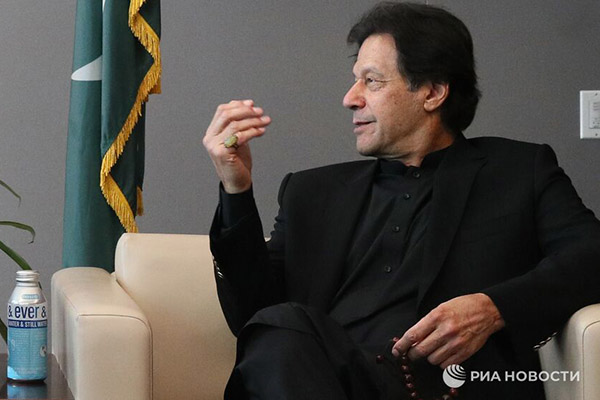 Imponen tres años de cárcel al ex primer ministro pakistaní Imran Khan por corruptelas