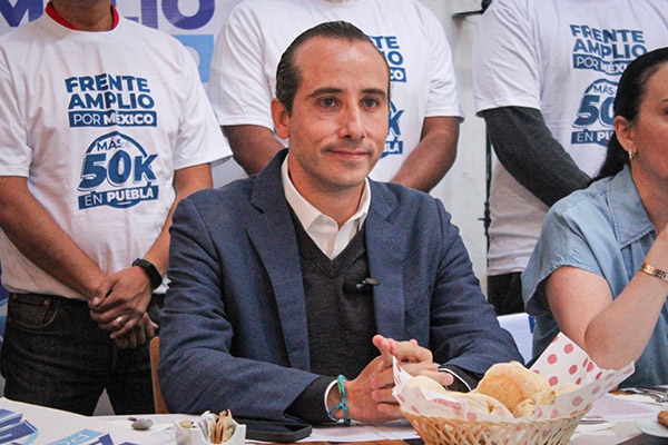 Estrategia de seguridad debe ser con enfoque civil y fortaleciendo policías: Riestra