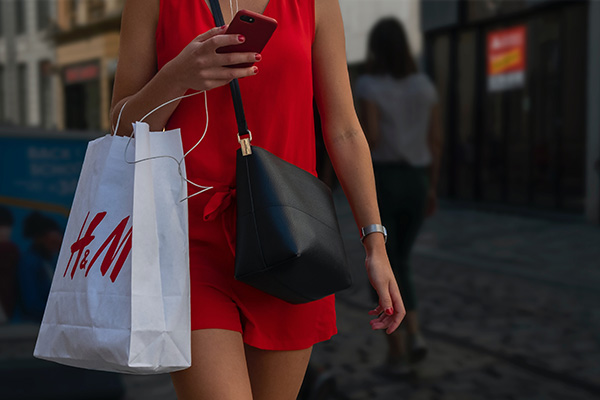 ¿Reutilizar o renovar la ropa? Los poblanos prefieren el “fast fashion”