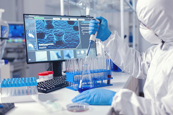 Científicos logran transformar células cancerígenas agresivas en células sanas