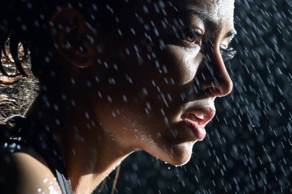 Gotas de lluvia sobre mi cabeza, ¿resfriado seguro?