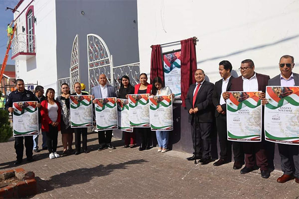 Colocan Bando Solemne de Fiestas Patrias 2023 en Amozoc