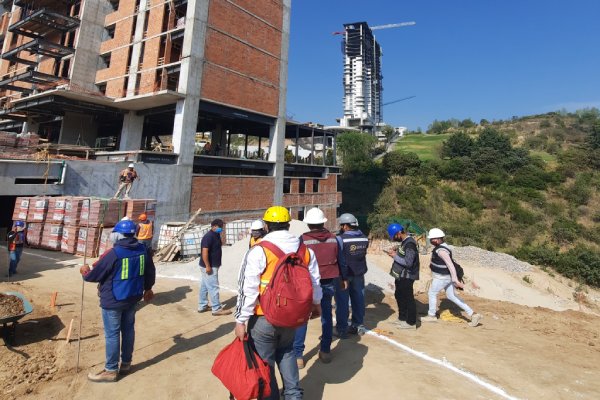 Malas condiciones laborales pueden aumentar el riesgo de muerte prematura