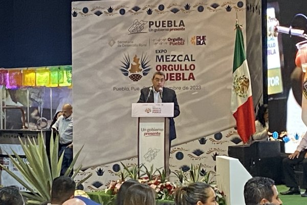 Inaugura Sergio Salomón la Expo Mezcal Orgullo Puebla