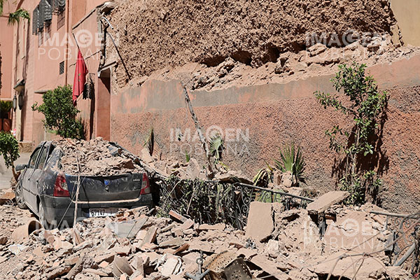 Supera los 2,000 el número de muertos por el terremoto en Marruecos