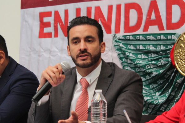Me siento bien evaluado para llegar a la presidencia municipal: Toño López