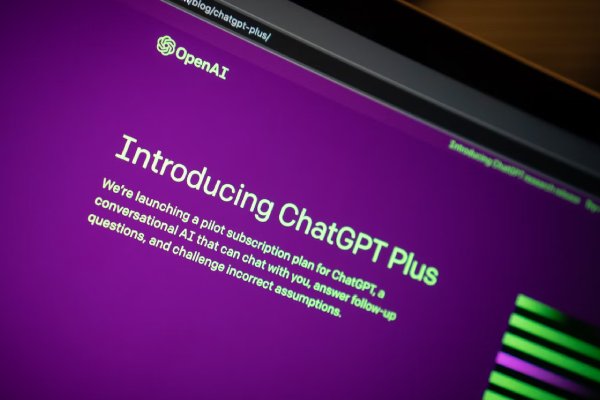 Escritores demandan nuevamente a OpenAI por infracción de derechos de autor con ChatGPT