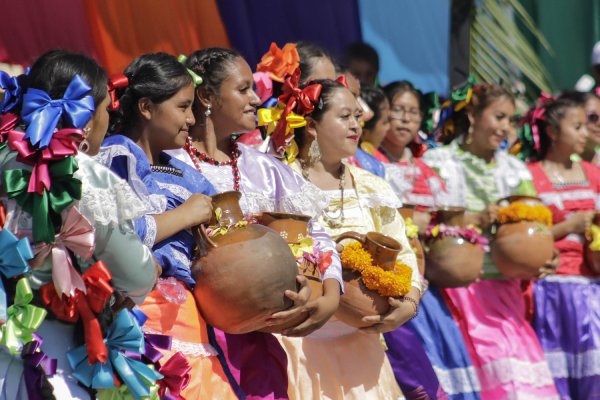 El Huey Atlixcáyotl, un derroche de cultura y colorido