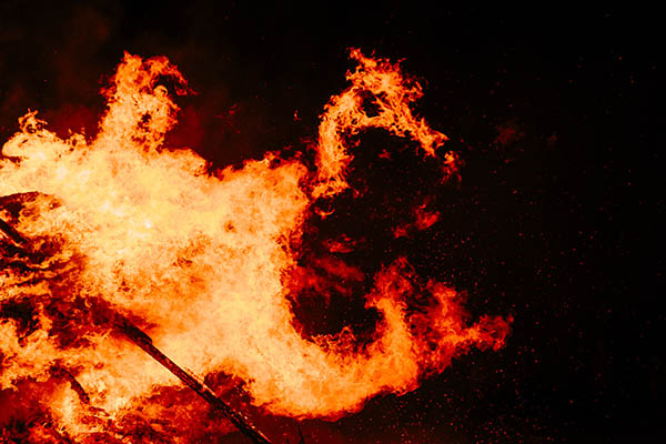 Aumentan a 68 los muertos por explosión en depósito de combustible en Nagorno-Karabaj