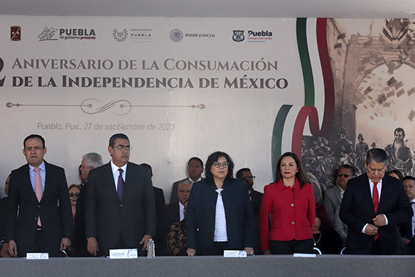 Con mensaje de unidad, Sergio Salomón conmemora la Consumación de la Independencia