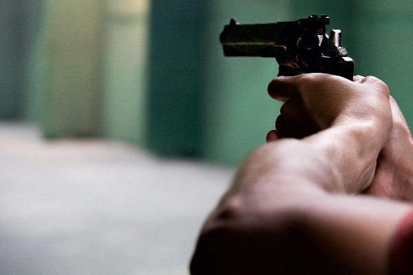 Tiroteo en Centro Médico de Rotterdam deja al menos dos muertos