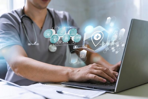 Internet es segunda fuente de información para los jóvenes en temas de salud