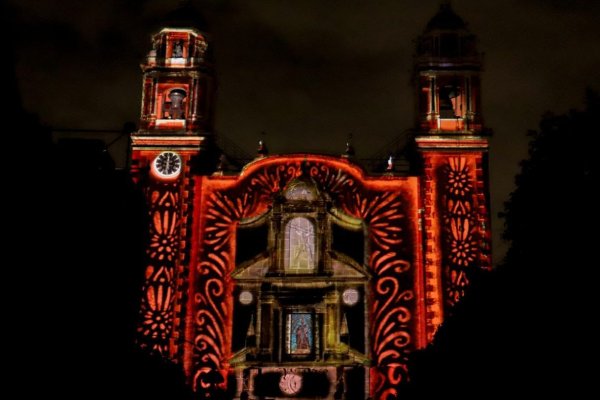 Presentan video mapping de la historia de San Andrés Cholula
