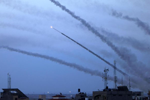 Mueren más de 100 israelíes durante ataque masivo de Hamas