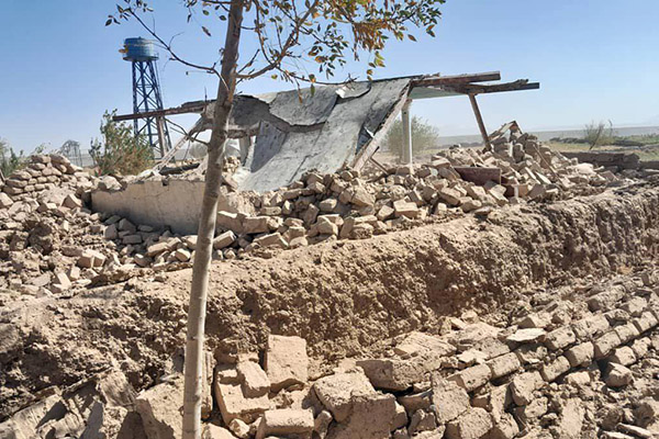 Al menos 120 muertos por el terremoto en Afganistán
