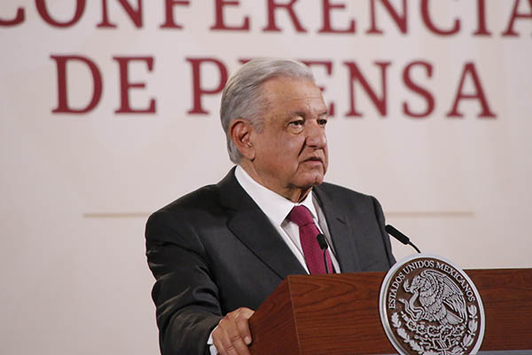 AMLO se retracta y afirma que irá a cumbre de la APEC pese a presencia de Perú
