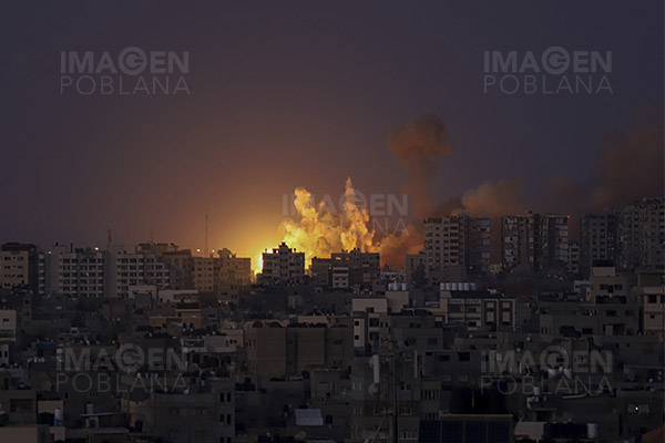 Más de 6,000 bombas y 4,000 toneladas de explosivos ha lanzado Israel sobre Gaza
