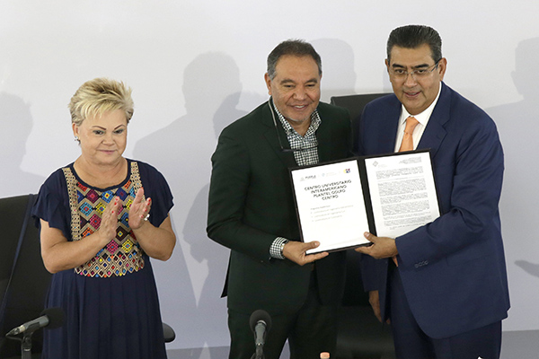 Entrega SEP 108 Reconocimientos de Validez Oficial a universidades privadas