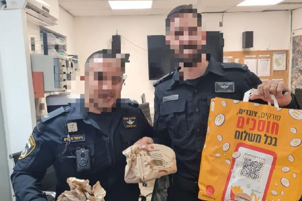 McDonald’s genera controversia al ofrecer comida gratis a soldados israelíes