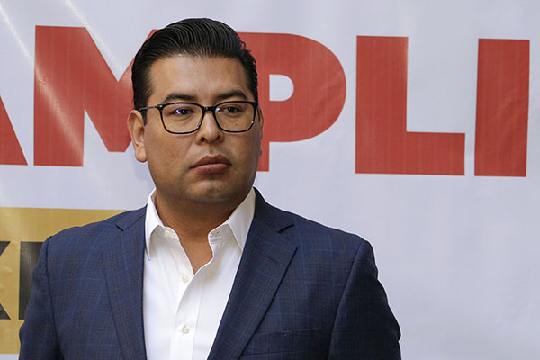 El PRI no ha cedido la candidatura a Rivera; estamos esperando los tiempos: Néstor Camarillo