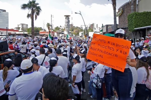 Un día de protesta y solidaridad por el Poder Judicial