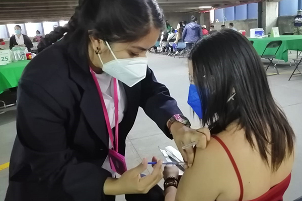 Ya se aplican más de 1.7 millones de dosis de vacunas contra Covid-19 e influenza