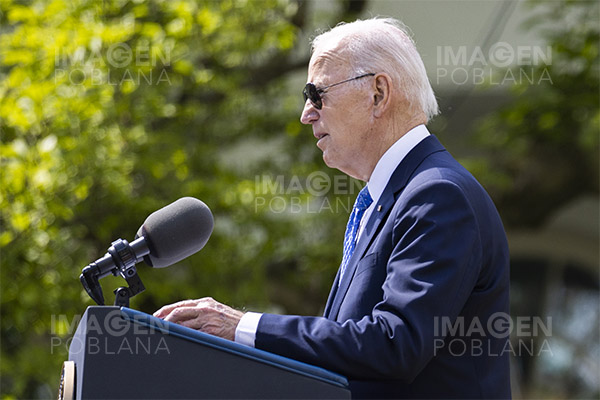 Biden pide al Congreso vetar rifles de asalto tras tiroteo en Maine