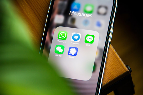 Prohíbe Canadá uso WeChat y Kaspersky en dispositivos del Gobierno