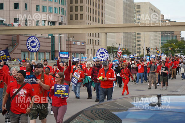 UAW alcanza acuerdo tentativo con GM