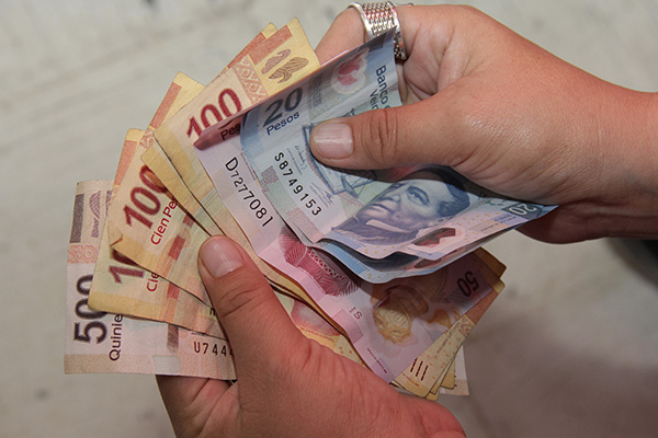 ¿Billetes maltratados? Esto es lo que debes hacer con ellos