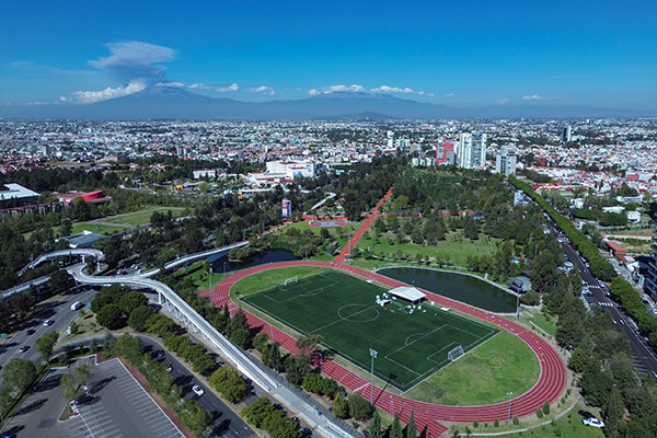 Entrega Sergio Salomón rehabilitación del Parque del Arte