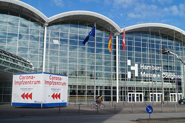 Cierran el aeropuerto de Hamburgo por la presencia de un hombre armado