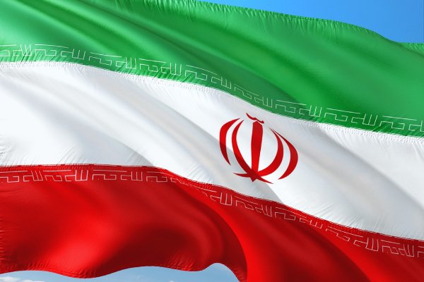 Irán amenaza a EU con un "duro golpe" si no detiene hostilidades en Gaza