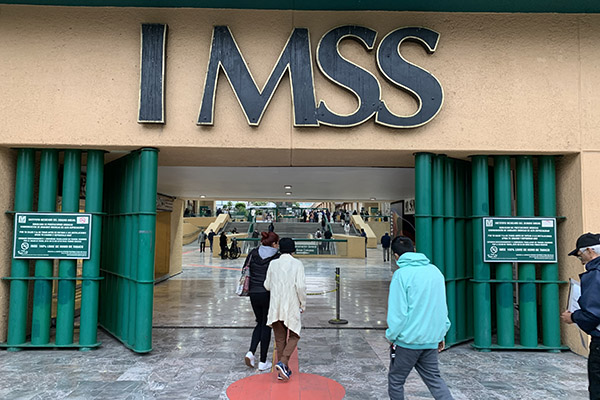 Credencialización del IMSS-Bienestar: ¿qué se sabe sobre el uso de datos personales?