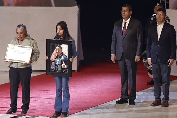 Pide Sergio Salomón reconocimiento permanente a cuerpos de seguridad pública