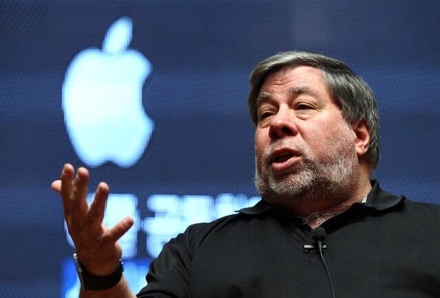 Steve Woznia, cofundador de Apple, vuelve a EU tras sufrir derrame cerebral en México