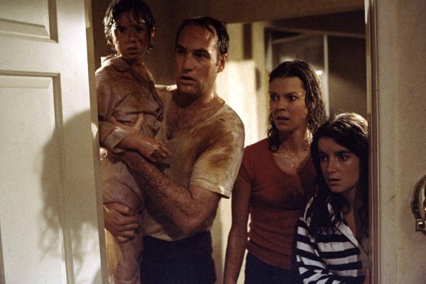 ¿Qué es la maldición de Poltergeist? Películas que han estado bajo su
